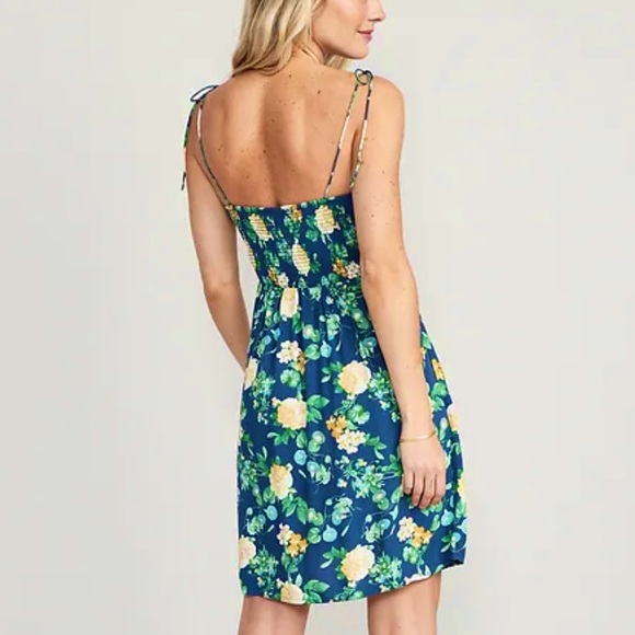 NWT Fit & Flare Tie Shoulder Dress - Picture 2 of 7